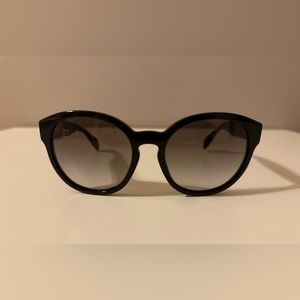 PRADA Women’s Sunglasses / Black